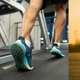 Imagem - Nova pesquisa compara caminhada inclinada e corrida e revela o que realmente funciona para perder gordura