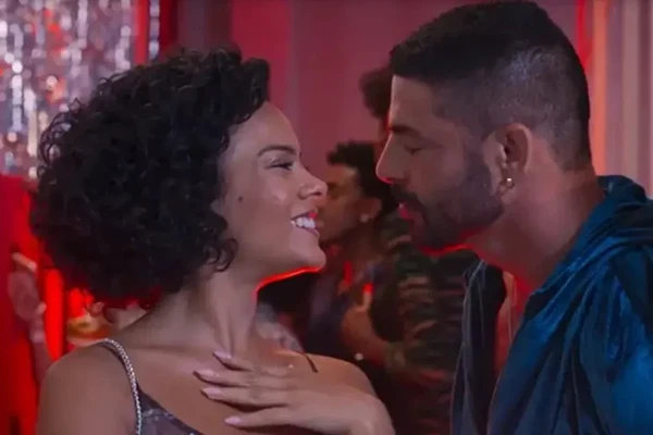 Bella Campos e Cauã Reymond por Reprodução