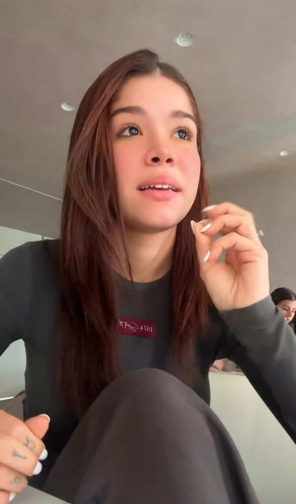 Filha de Dennis se pronunciou nas redes sociais