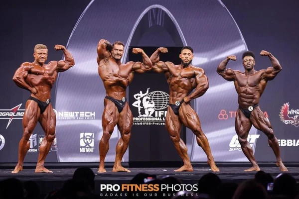 Finalistas da categoria Classic Physique do Mr. Olympia 2024