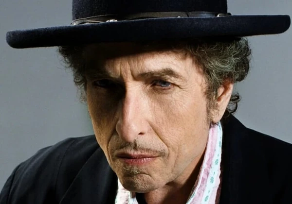 O cantor Bob Dylan foi o vencedor de 2016 por Divulgação