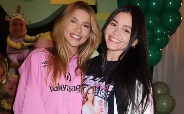 Virginia Fonseca e Maressa Lopes