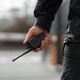 Imagem - Vigilante é indenizado em R$ 20 mil após empresa impor cursos nas folgas e más condições de trabalho