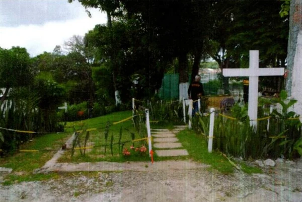 Entrada do cemitério por Reprodução