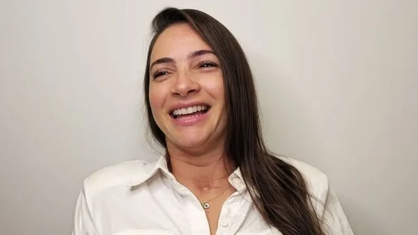 Laís Souza por Reprodução
