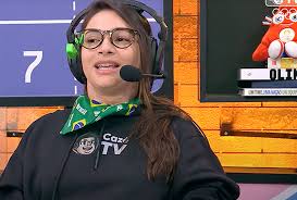 Laís Souza por Reproduçào