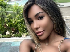 Imagem - Eliminada de A Fazenda 17, Carol Lekker implora por emprego na Record