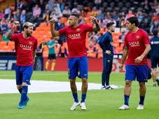 Imagem - Inter Miami prepara oferta por Neymar e sonha em reeditar trio histórico com Messi e Suárez