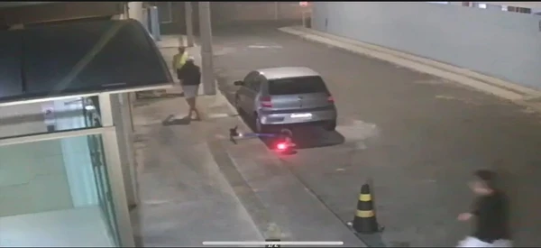 Assalto com patinete em Armação por Reprodução