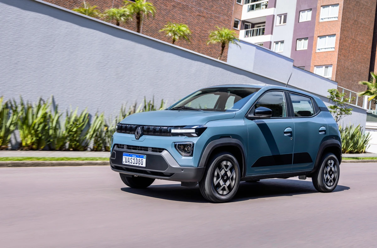 A Renault atualizou a configuração elétrica do Kwid, que é feita da China, e manteve o preço