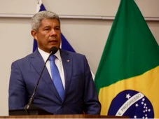 Imagem - Jerônimo Rodrigues é vaiado ao ser mencionado por prefeita durante festival em Mucugê