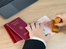 Imagem - Fim do carimbo no passaporte: Europa começa a adotar novo modelo a partir de hoje