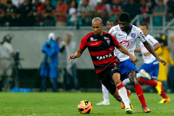 Bahia 2x0 Vitória - 27ª rodada Brasileirão 2013 por ROBSONMENDES/EC Bahia