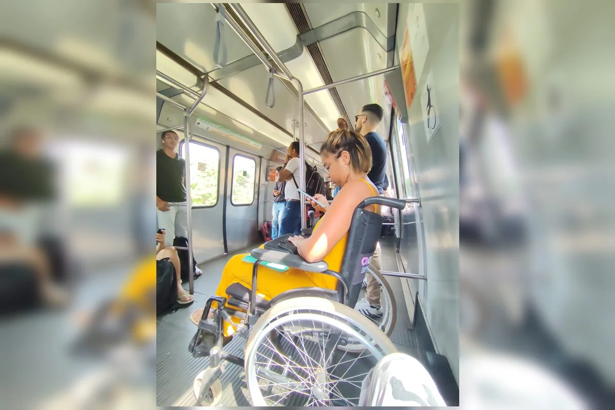 Bruna Conceição dos Santos diz que a perda de movimento nas pernas é irreversível por Material cedido ao Metróopoles