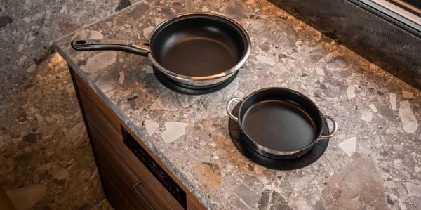Cooktop invisível por Reprodução