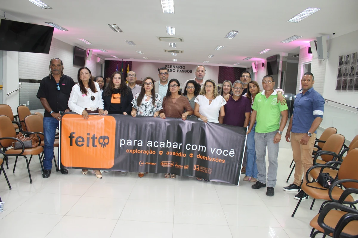 Protesto contra fechamento de agência do Itaú na Bahia