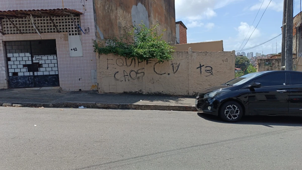 Tororó ‘virou’: bairro histórico é ocupado por nova facção por Bruno Wendel/CORREIO