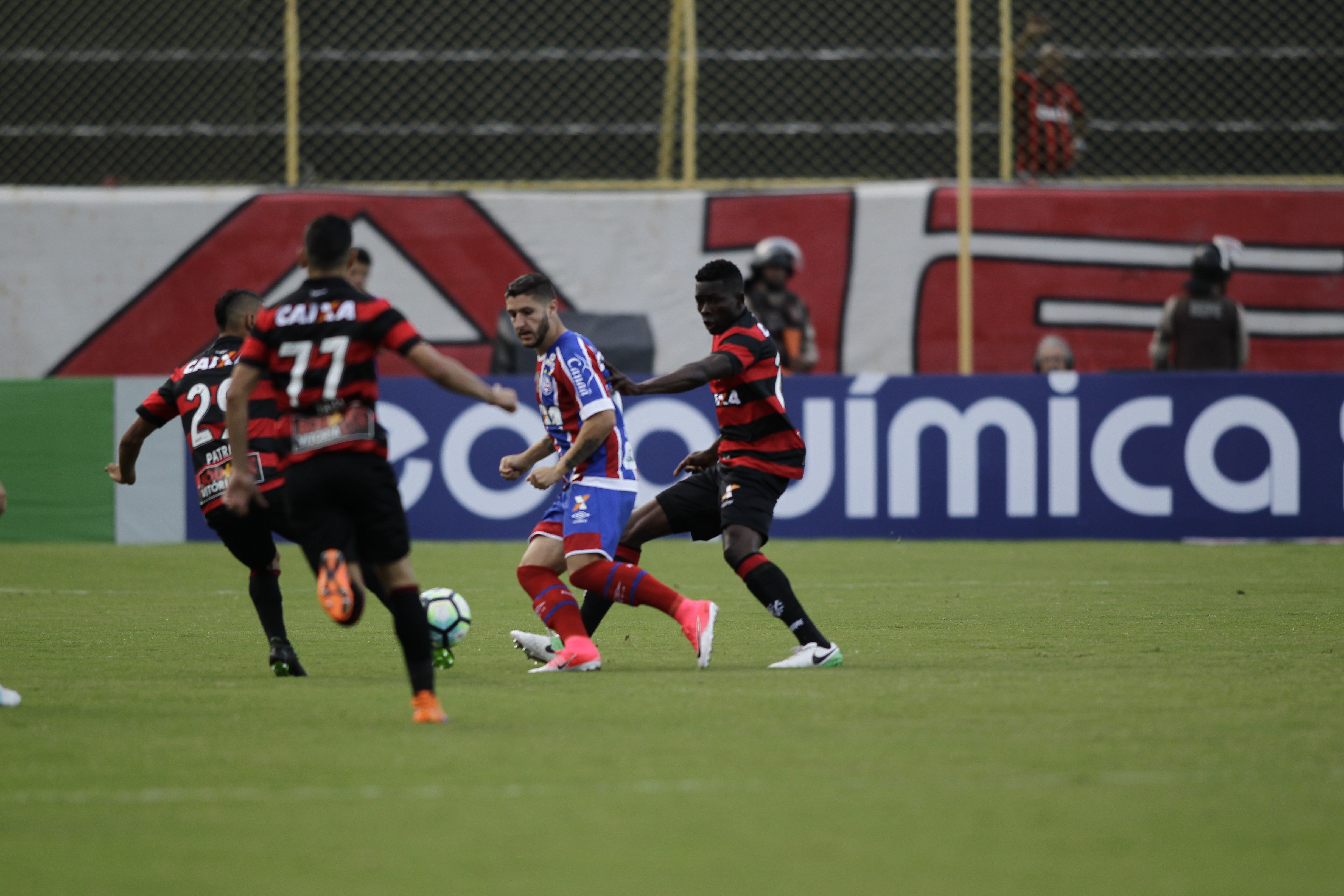 Vitória 0x0 Bahia - 11ª rodada Brasileirão 2017 por Felipe Oliveira/EC Bahia