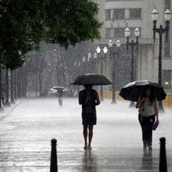 Imagem - Ciclone intenso chega ao Brasil com super ventania e chuva extrema em 6 estados a partir de domingo (16); veja se o seu está na lista