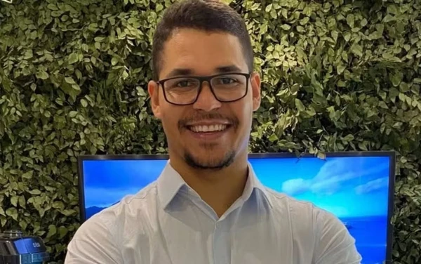 Dentista morre após tentar ultrapassagem e bater de frente com caminhão na Bahia por Reprodução/Redes Sociais
