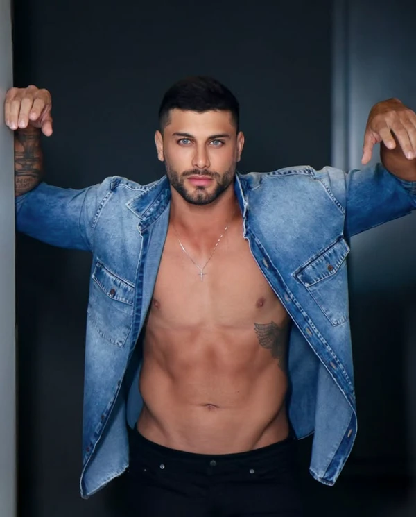 Jesus Luz por Reprodução | Instagram