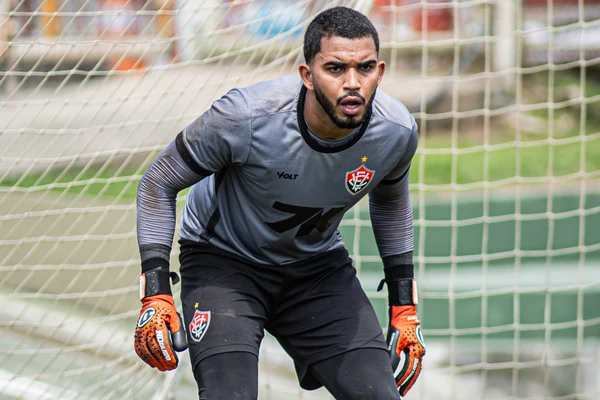 Lucas Arcanjo vai para o seu 15º Ba-Vi pelo Vitória