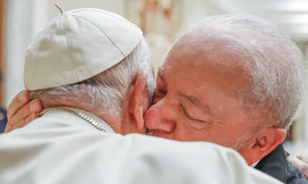 Lula também encontrou o papa Francisco em várias ocasiões por Divulgação