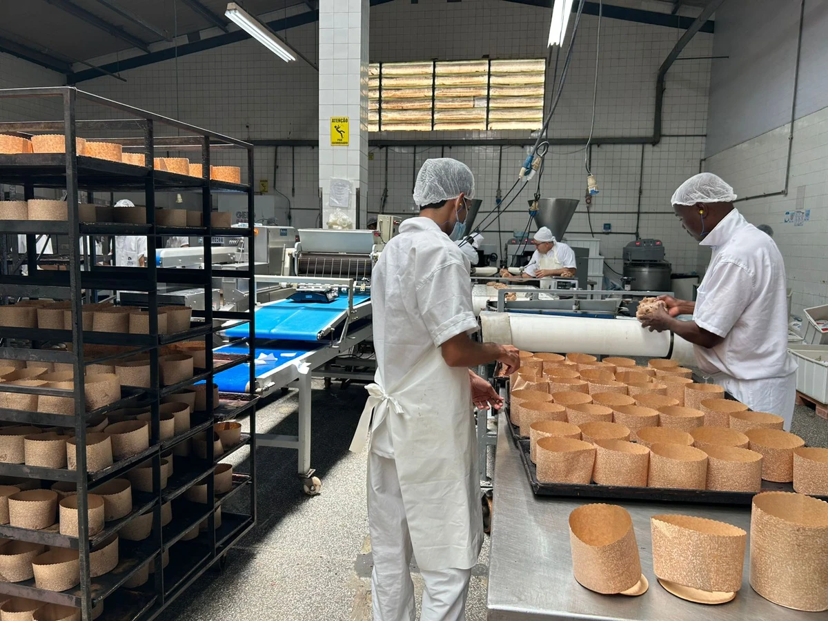 Fábrica atinge sua capacidade máxima nesse período por Priscila Natividade/ CORREIO
