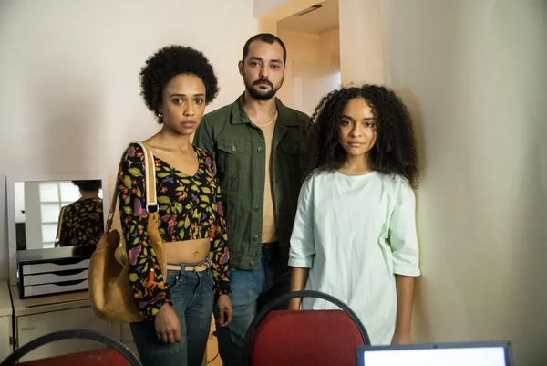 Série "Os Outros" do Globoplay por Reprodução