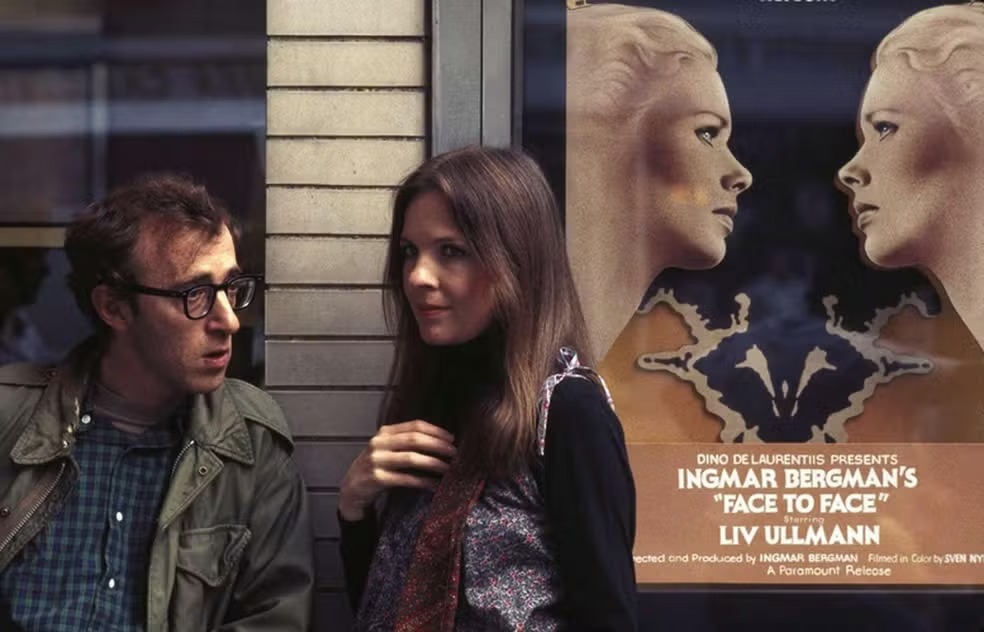 Woody Allen e Diane Keaton em Noivo Neurótico, Noiva Nervosa (1977)  por Reprodução