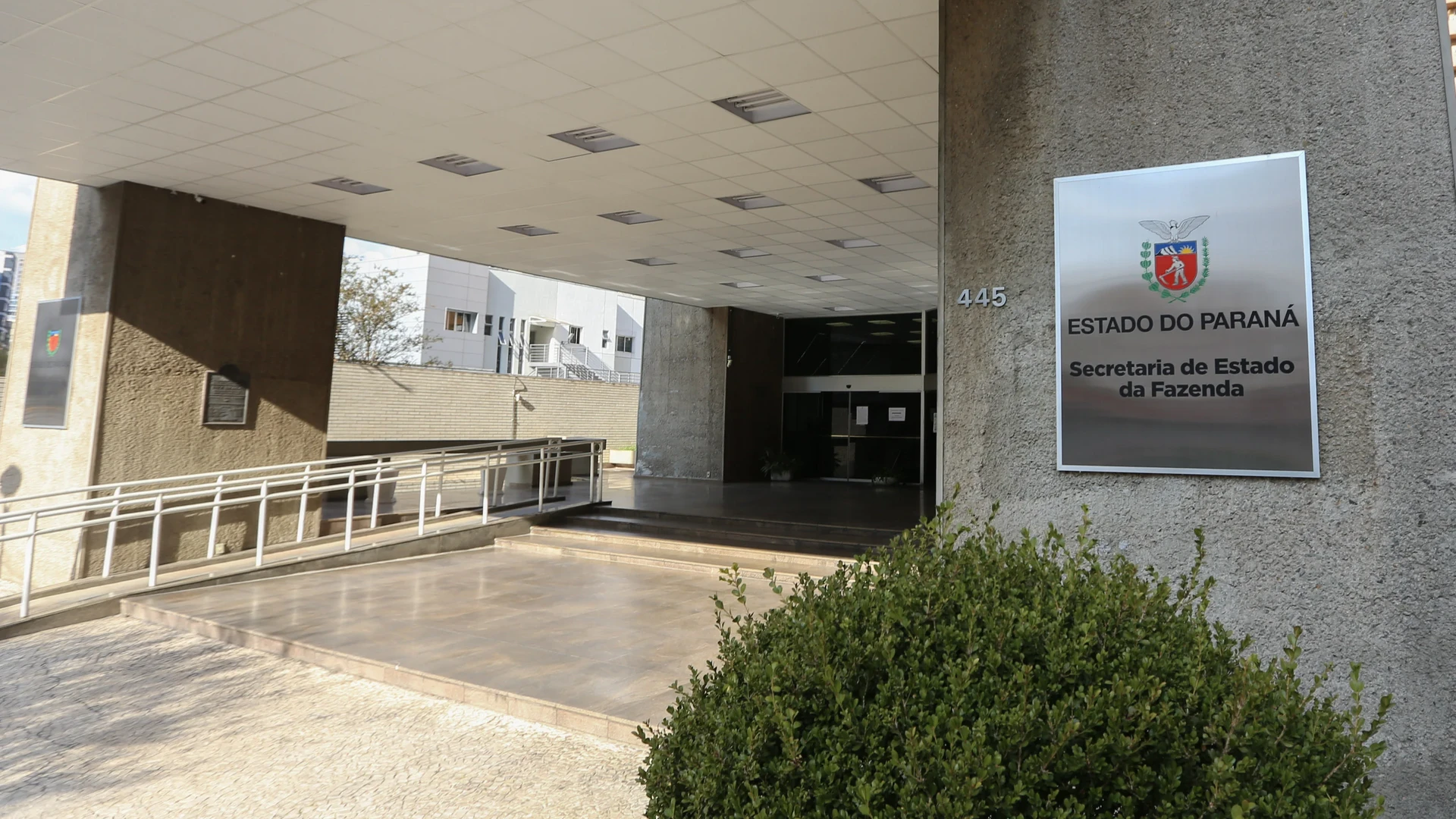 Imagem - Sefaz abre concurso com 60 vagas e salários de até R$ 12,9 mil