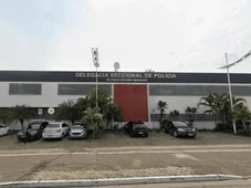 Imagem - Com arma do pai, criança de 11 anos atira acidentalmente contra colega