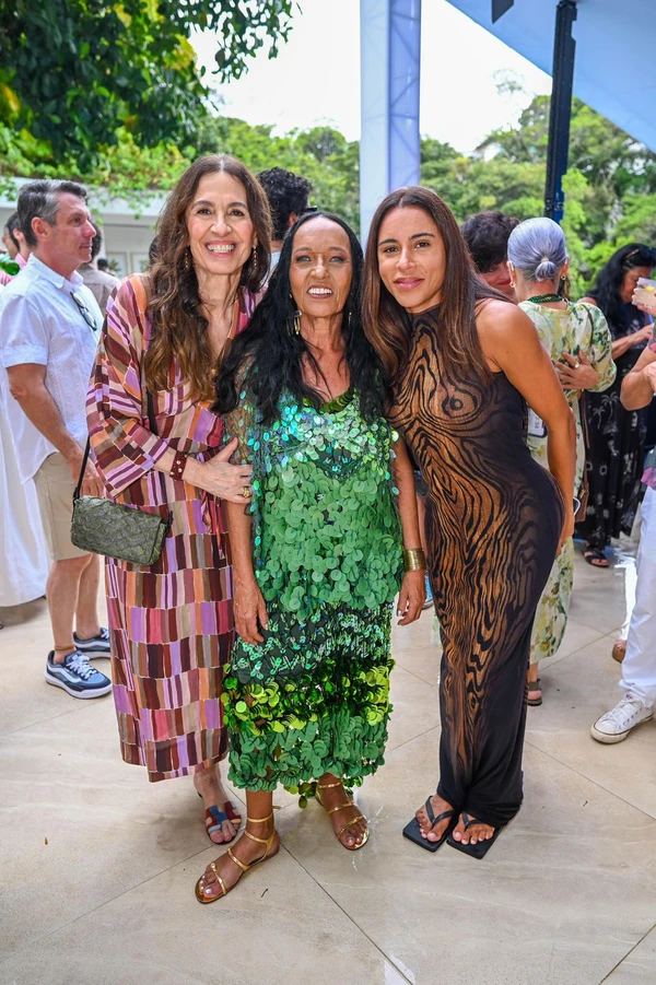 Flora Gil, Keka e Marina Morena