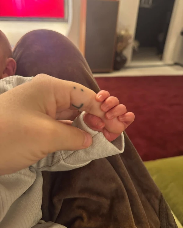 Forever Sugar, filho da cantora Anne-Marie  por Reprodução/Instagram