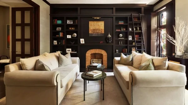 Sala de estar da casa que Gisele Bündchen colocou à venda por Reprodução