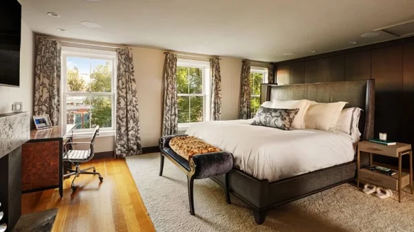 Quarto da casa que Gisele Bündchen colocou à venda  por Reprodução