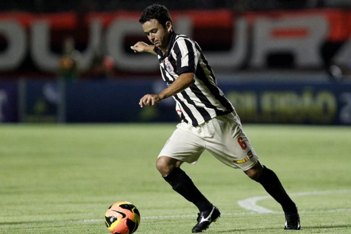 Juan marcou 2 gols por Felipe Oliveira 