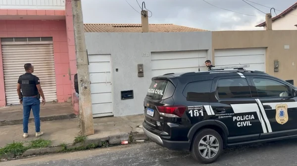 PC cumpriu mandado de prisão na residência da investigada por Reprodução/Polícia Civil