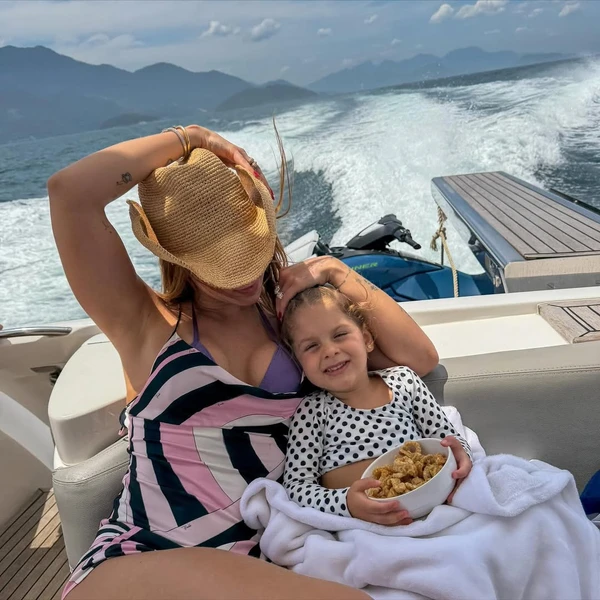 Virginia curte passeio em Mangaratiba por Reprodução/instagram