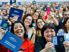 Imagem - Carteira Nacional Docente passa a ser emitida nessa quinta (16); veja os descontos que vai garantir