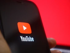 Imagem - YouTube caiu? Usuários relatam instabilidades na plataforma de vídeos