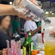 Imagem - Risco de intoxicação por metanol divide o consumo de bebidas em festa tradicional de cidade baiana