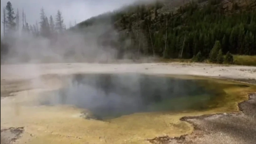 Imagem - A história trágica e misteriosa do jovem que teve o corpo dissolvido ao cair em um lago