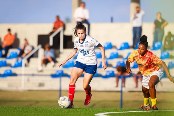 Bahia goleia Juazeirense e avança às semifinais do Baianão feminino