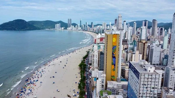Balneário Camboriú por Reprodução