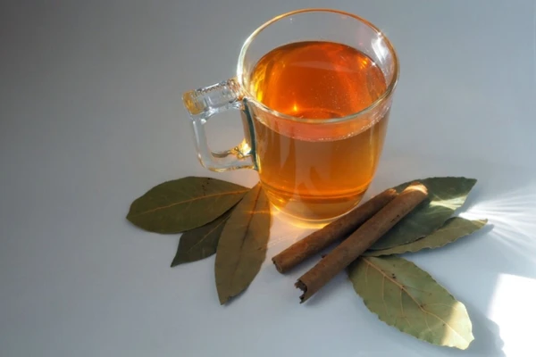Banho de louro e canela por Reprodução