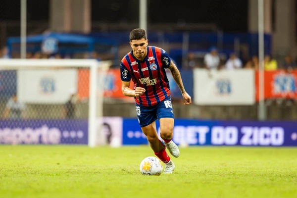 Com a ausência de Juba, Zé Guilherme é outro jovem do Esquadrão que pode disputar seu primeiro clássico por Letícia Martins/EC Bahia