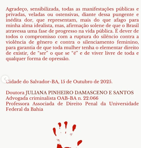 Confira pronunciamento completo da professora  por Captura de tela