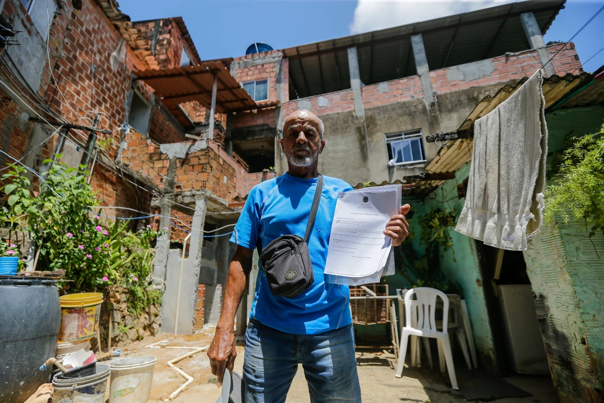 Luiz Fernando mora em São Lázaro há 51 anos e foi notificado
