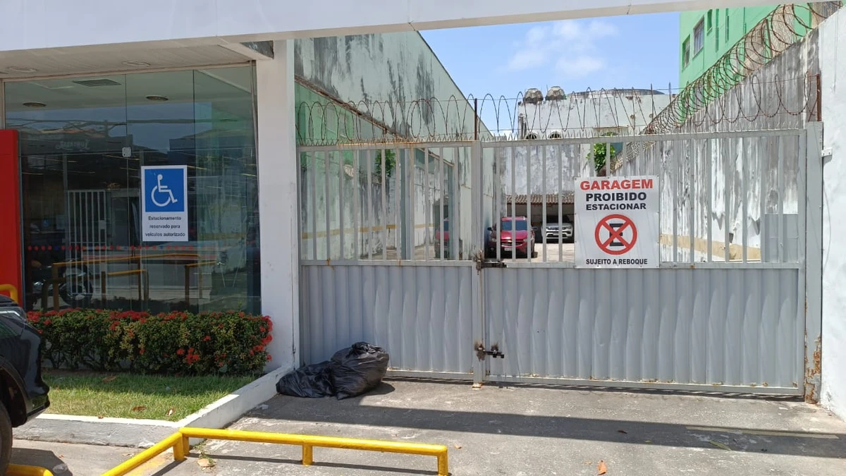Moradores e comerciantes denunciam furtos e arrombamentos no Rio Vermelho por Bruno Wendel/CORREIO